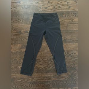 Black Lululemon leggings (size 6)